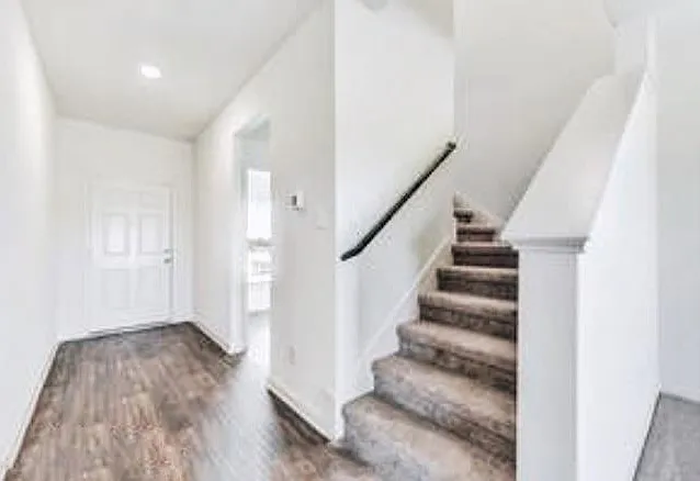 3038 Citron Gdn — Photo 2