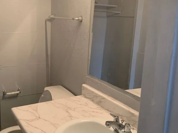 1902 Traffic St, Bossier City, LA 71111