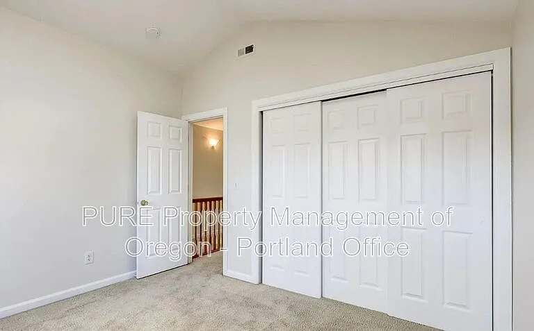 310 NE Morris St — Photo 21