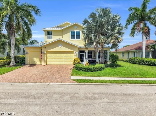 1804 Cayon Ct, Cape Coral, FL 33991