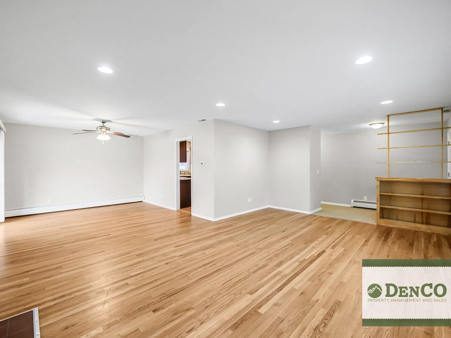 5 bed, 3000 sqft, $3,750 — Photo 3