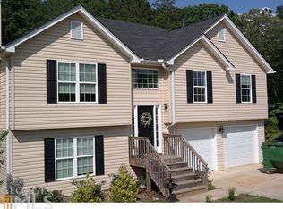 5434 Latham Manor Dr, Gainesville, GA 30506