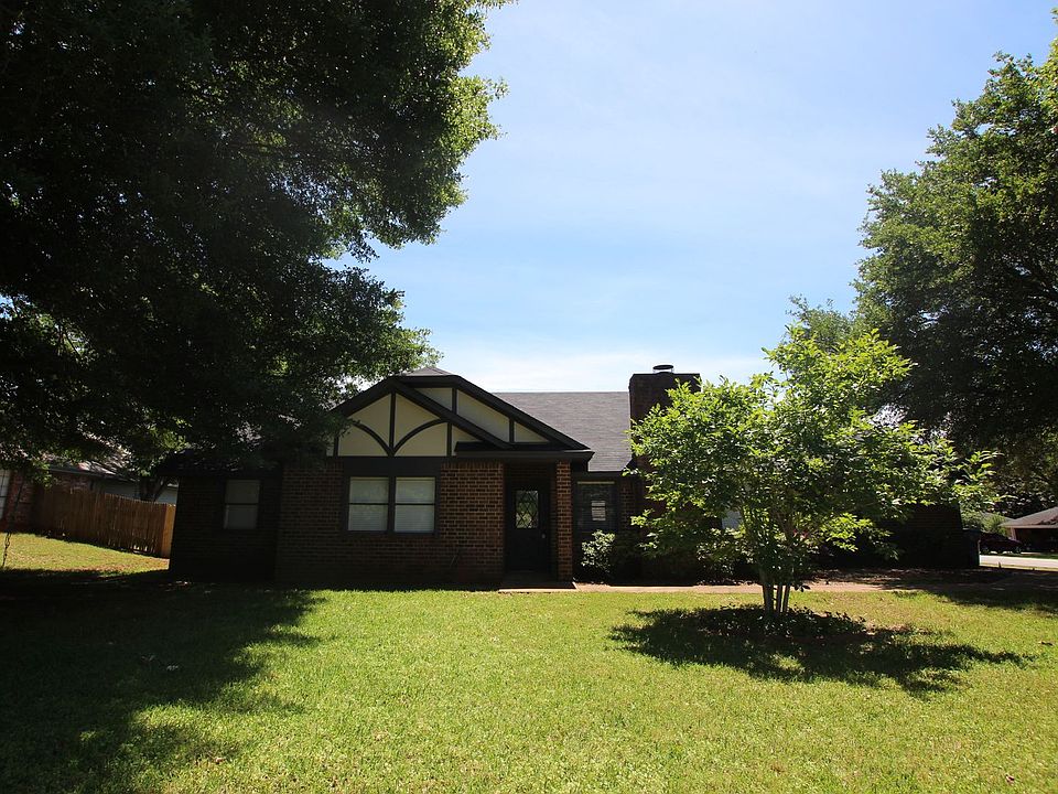 1st image of 1013 Blue Quail Dr