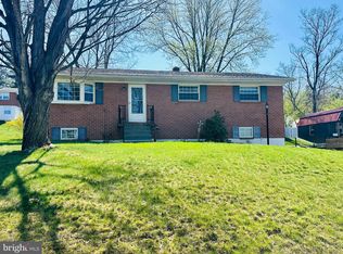 658 5th St, Romney, WV 26757
