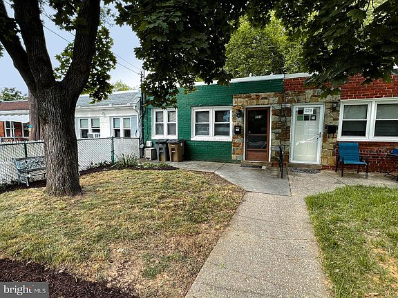 2nd image of 231 N Adams St