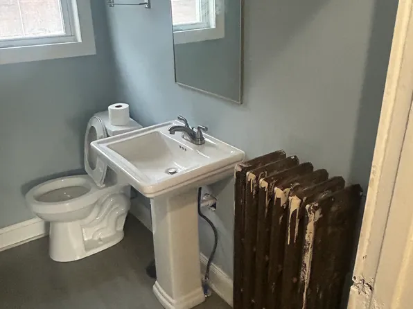 352-354 Belmont Ave NW, Warren, OH 44483