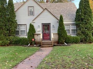 1720 26th St, Rockford, IL 61108
