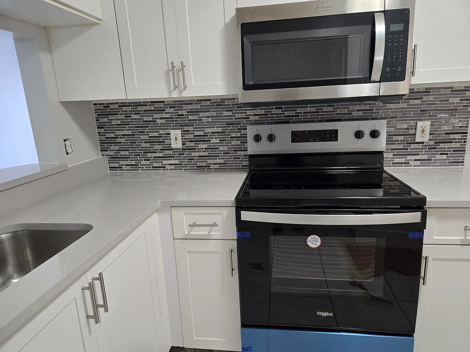 2 bed, 1150 sqft, $2,700 — Photo 4