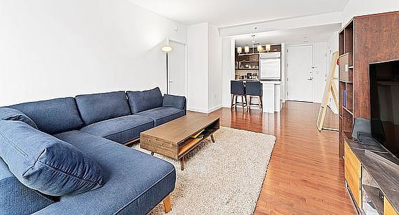 3rd image of 225 E 34th St APT 15C
