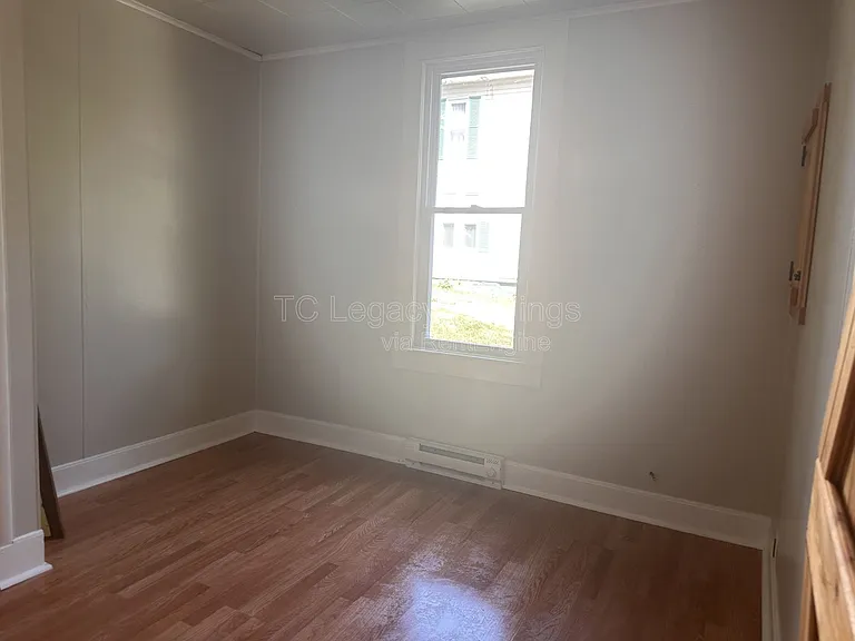 614 Hart St #614 — Photo 11