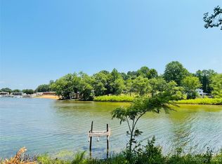 6304 Lynchburg Rd, Hickory, NC 28601