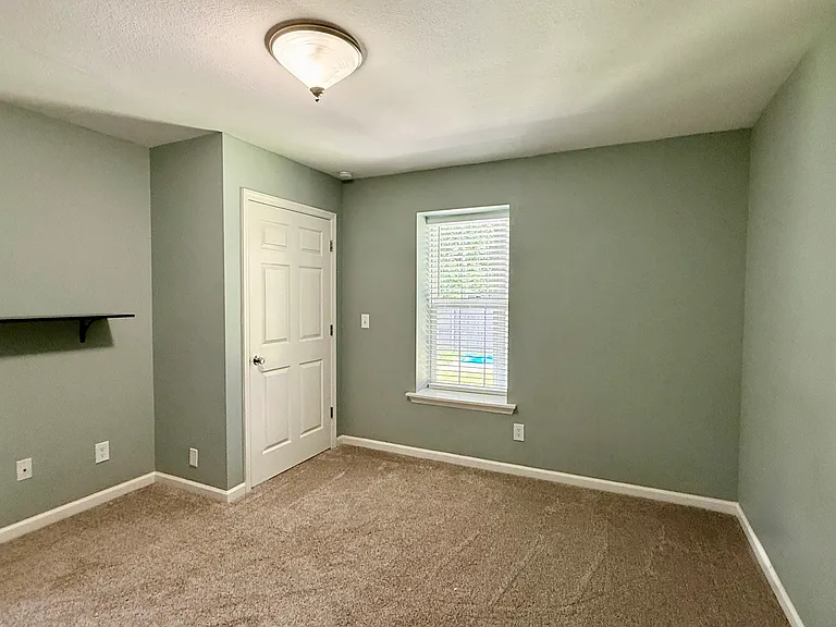 7114 Tyner Crossing Dr — Photo 19