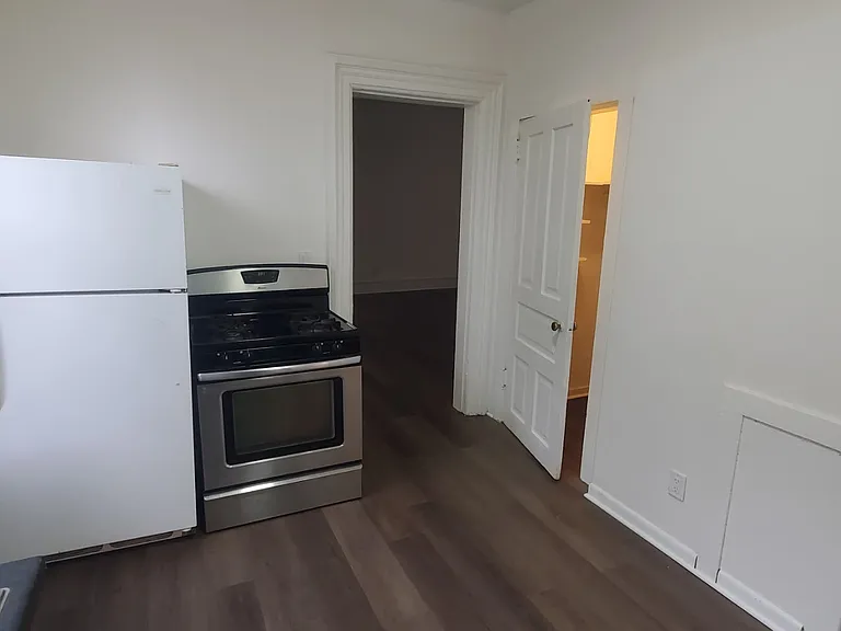 639 McHenry Ave #1 — Photo 5