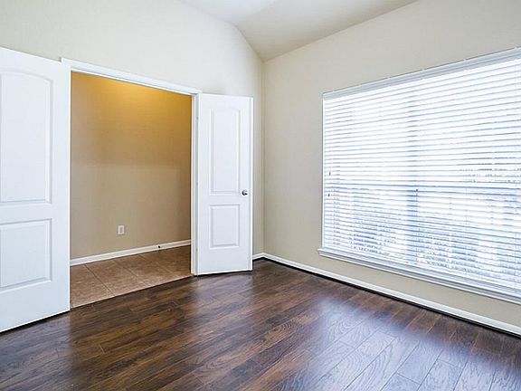 3rd image of 14218 Merganser Dr