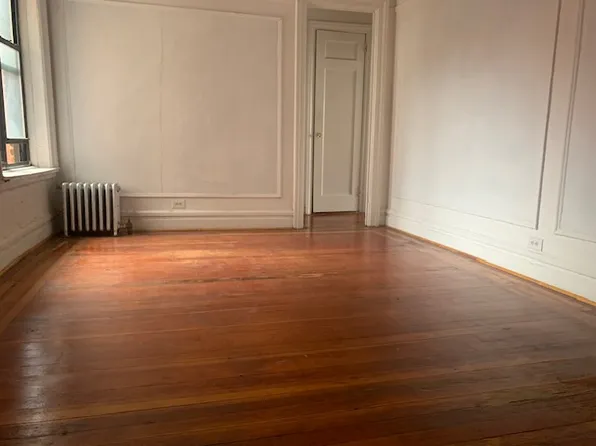 573 Isham Street image 1 of 5