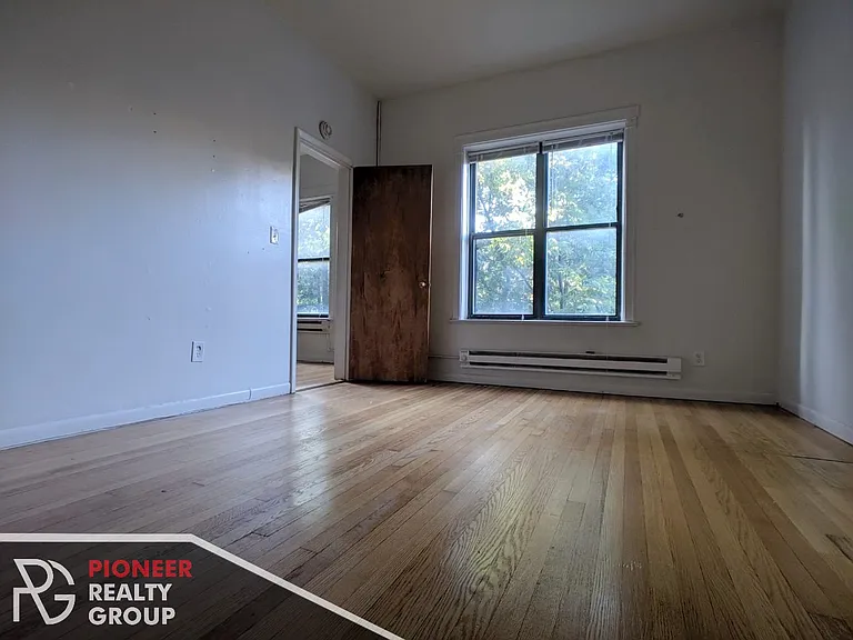 915 W Waveland Ave #923-2D — Photo 8