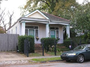 1130 7th St, New Orleans, LA 70115