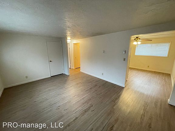 3rd image of 430 N Wabash Ave APT 4