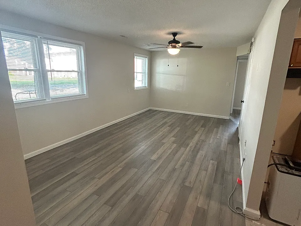 255 S Durkin Dr #3