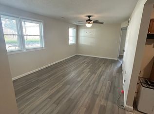 255 S Durkin Dr APT 3, Springfield, IL 62704