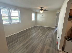 255 S Durkin Dr, Springfield, IL