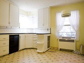 3rd image of 4455 S Garden Dr