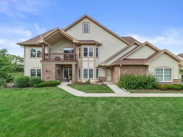 4895 South Lynn DRIVE #101, New Berlin, WI 53151