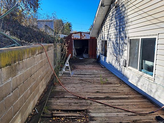 3rd image of 373 Pueblo Way