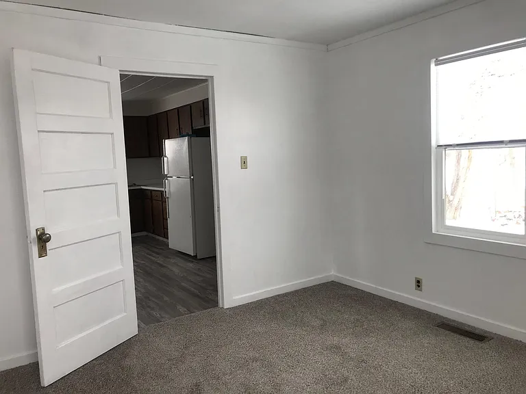 216 N Noble St — Photo 12