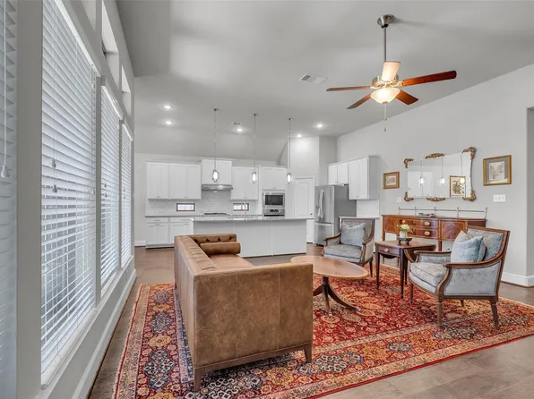 2627 Country Ln, Katy, TX 77493