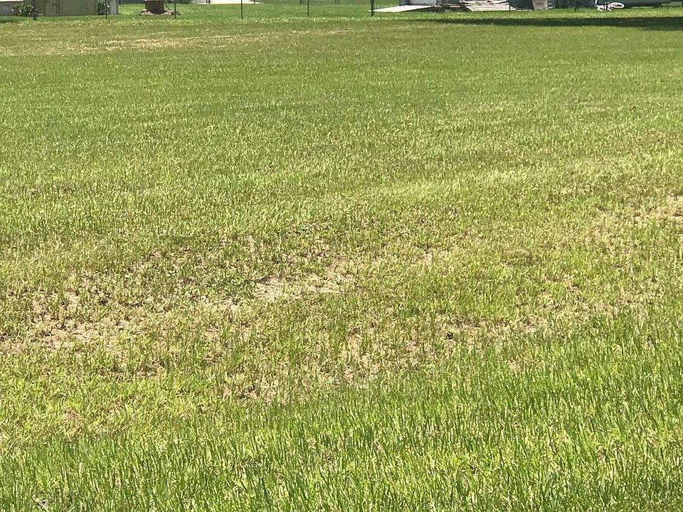 2nd image of 140 SW John Gln
