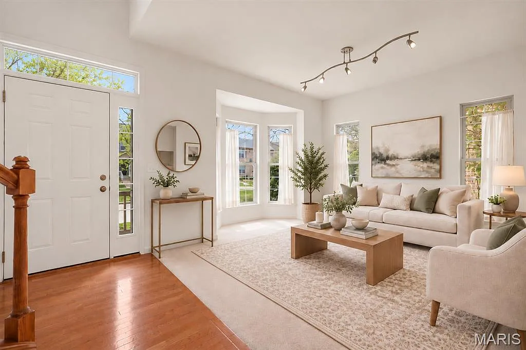 2 bed, 3.5 bath, 1608 sqft, $2,200 — Photo 3