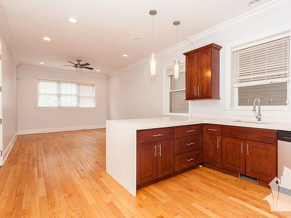 5th image of 3718 N Wilton Ave #O1