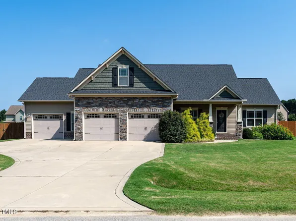 22 Pointer Dr, Angier, NC 27501