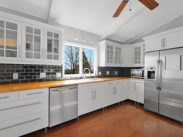 3216 Zimmerman Rd, Traverse City, MI 49685
