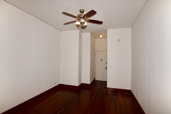 Rented by Corcoran | media 13