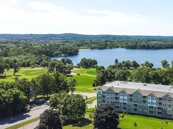 1 Codman Way #403, Westborough, MA 01581