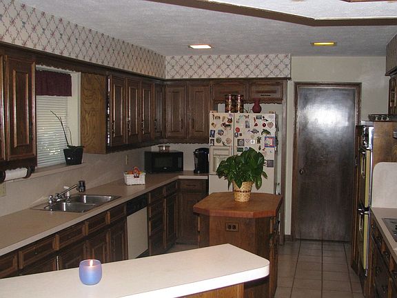 4th image of 3709 Wooded Creek Dr