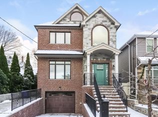489 Davis Ave, Staten Island, NY 10310