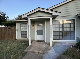 9502 Timberbluff Ct, Dallas, TX 75249