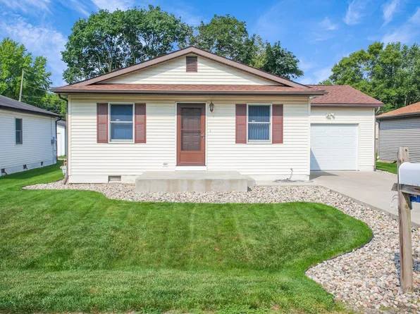 3239 Garden Blvd, Elkhart, IN 46517