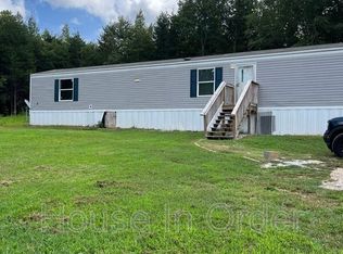 128 Shamrock Park Dr, Landrum, SC 29356