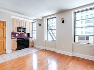 1305 3rd Ave APT 4R, New York, NY 10021