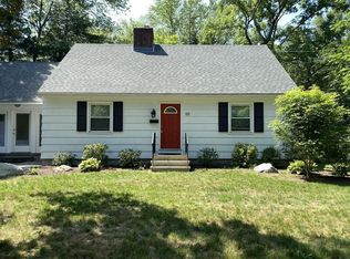 99 Chestnut St, Amherst, MA 01002