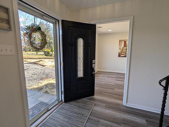 5th image of 1716 Supplee Rd