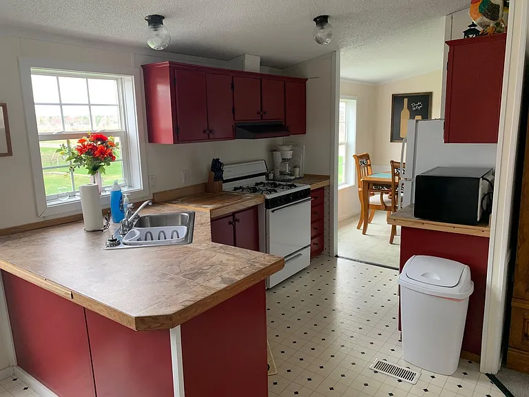 43334 Seaway Ave — Photo 5
