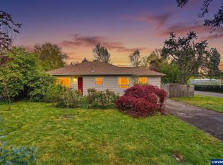 895 Ratcliff Dr SE, Salem, OR 97302