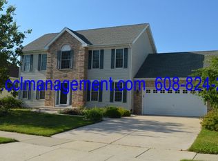 5224 Snapdragon Trl, Fitchburg, WI 53711