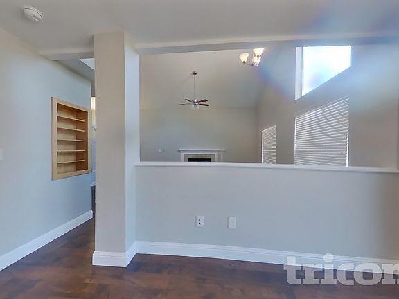 5th image of 844 Sage Dr