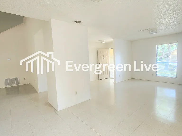 2144 Tesuque Ct — Photo 4